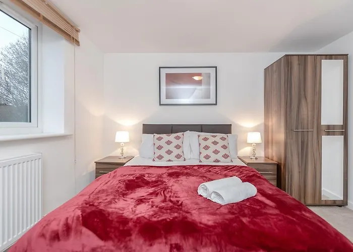 Royal Apartments - Heathrow