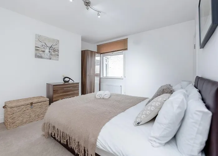 Royal Apartments - Heathrow