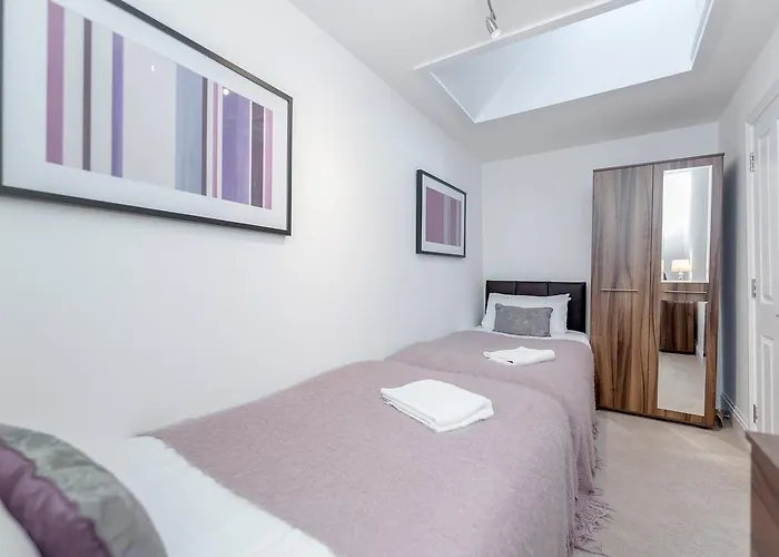 Royal Apartments - Heathrow